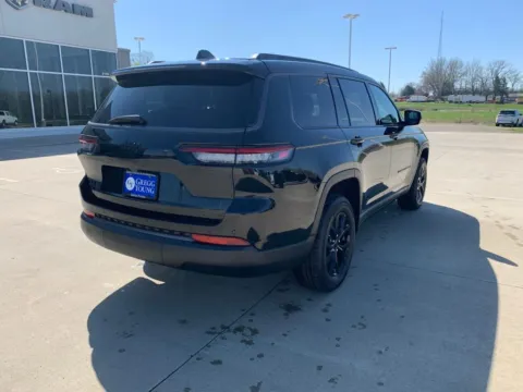 More photos of 2026 Jeep Grand Cherokee L Altitude at Gregg Young Chrysler Dodge Jeep Ram of Atlantic, IA