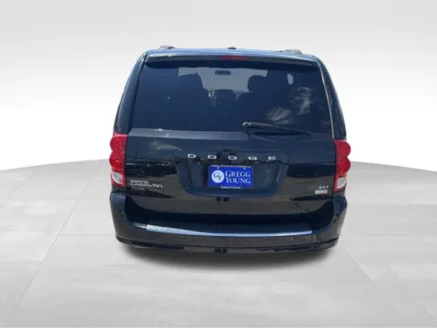 More photos of 2018 Dodge Grand Caravan SXT at Gregg Young Chrysler Dodge Jeep Ram of Atlantic, IA