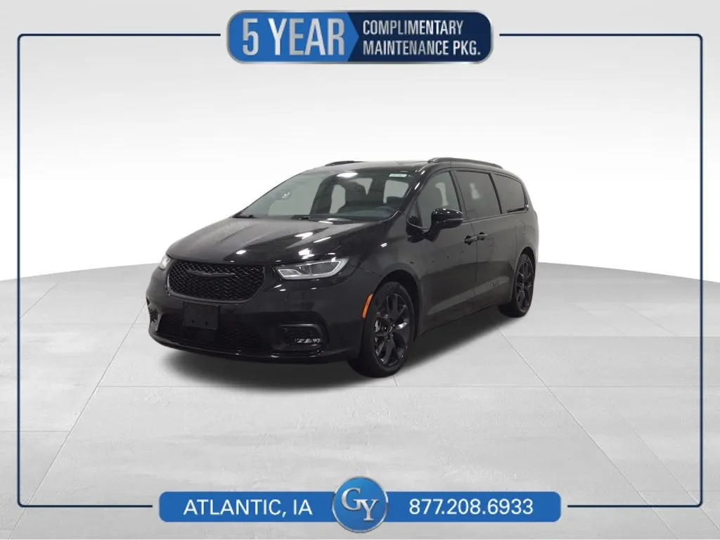 Black 2025 Chrysler Pacifica Limited for sale in Atlantic, IA