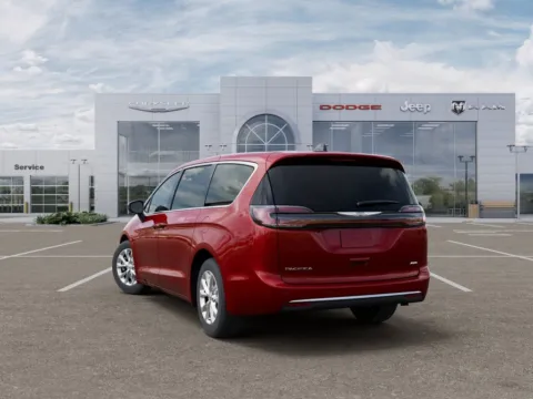 More photos of 2026 Chrysler Pacifica Select at Gregg Young Chrysler Dodge Jeep Ram of Atlantic, IA