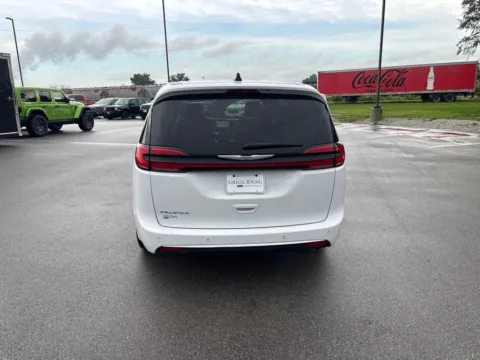 More photos of 2023 Chrysler Pacifica Touring L at Gregg Young Chrysler Dodge Jeep Ram of Atlantic, IA