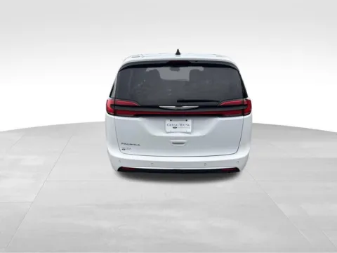 More photos of 2023 Chrysler Pacifica Touring L at Gregg Young Chrysler Dodge Jeep Ram of Atlantic, IA