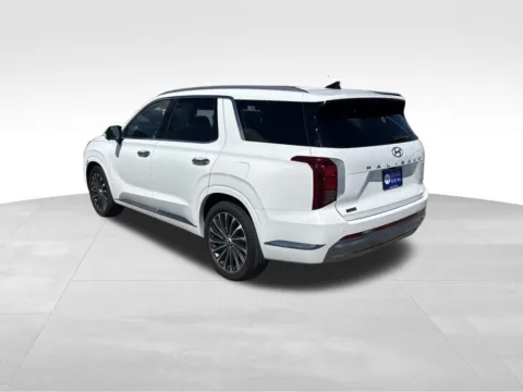 More photos of 2024 Hyundai Palisade Calligraphy at Gregg Young Chrysler Dodge Jeep Ram of Atlantic, IA