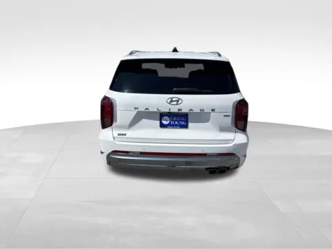 More photos of 2024 Hyundai Palisade Calligraphy at Gregg Young Chrysler Dodge Jeep Ram of Atlantic, IA