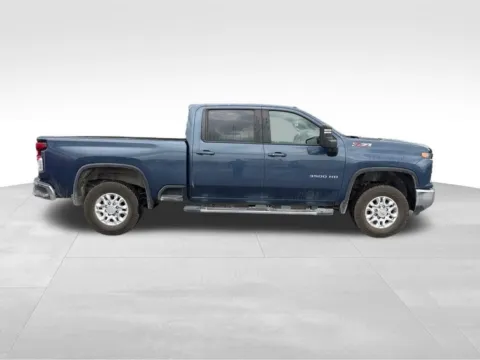 More photos of 2024 Chevrolet Silverado 3500 HD LT at Gregg Young Chrysler Dodge Jeep Ram of Atlantic, IA