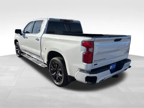 More photos of 2024 Chevrolet Silverado 1500 High Country at Gregg Young of Atlantic, IA