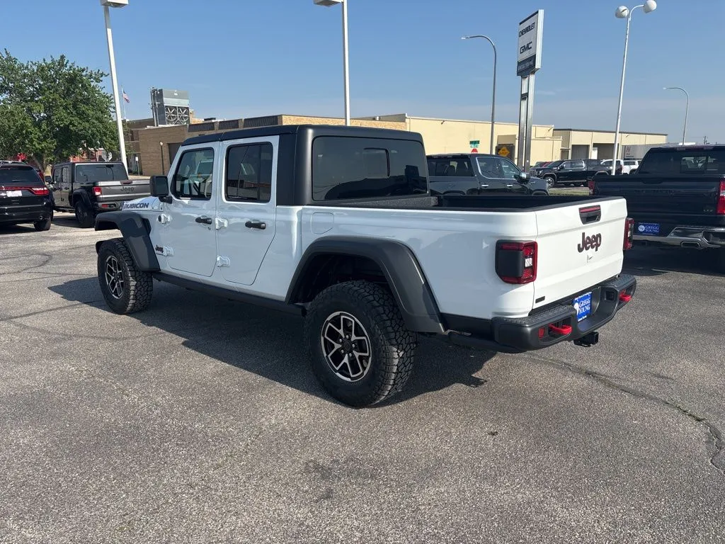 2025 Jeep Gladiator Rubicon photo 2