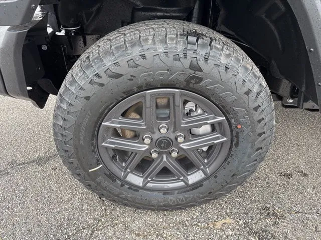 2025 Jeep Wrangler Sport S photo 4