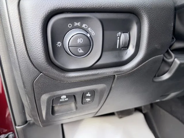 2025 Ram 1500 Big Horn Lone Star photo 4