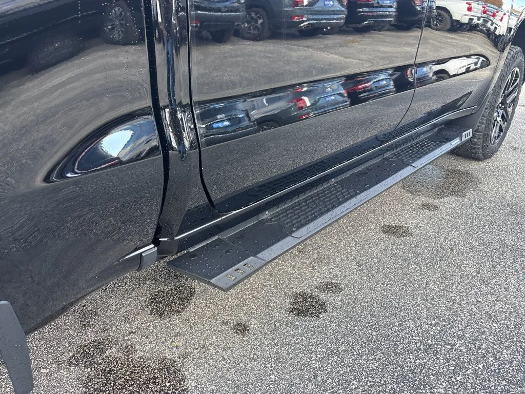 2021 Chevrolet Silverado 1500 LT Trail Boss photo 4