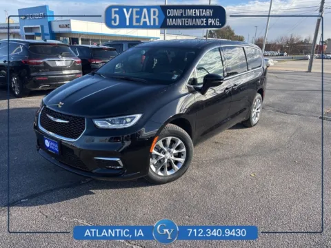 Black 2026 Chrysler Pacifica Select for sale in Atlantic, IA