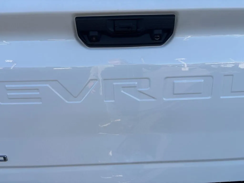 2022 Chevrolet Silverado 2500HD Custom photo 4