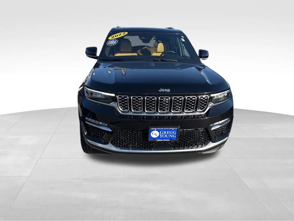 2022 Jeep Grand Cherokee Summit Reserve photo 4