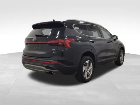 More photos of 2023 Hyundai Santa Fe SEL at Gregg Young Hortonville Ford, WI