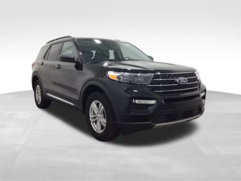 More photos of 2022 Ford Explorer XLT at Gregg Young Hortonville Ford, WI