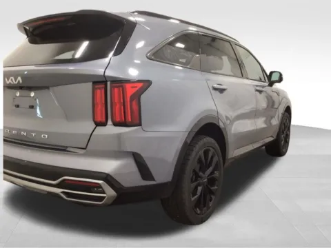 More photos of 2022 Kia Sorento SX at Gregg Young Hortonville Ford, WI