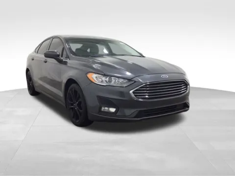 More photos of 2020 Ford Fusion SE at Gregg Young Hortonville Ford, WI