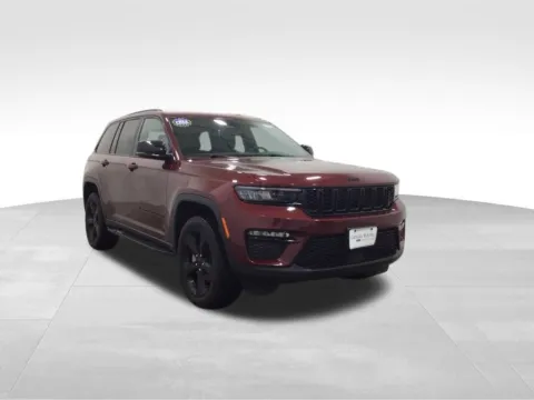 More photos of 2024 Jeep Grand Cherokee Limited at Gregg Young Hortonville Ford, WI