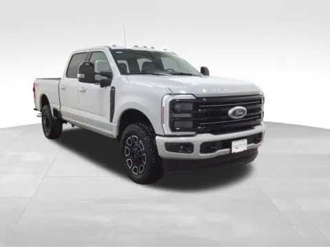 More photos of 2026 Ford F-250SD Platinum at Gregg Young Hortonville Ford, WI