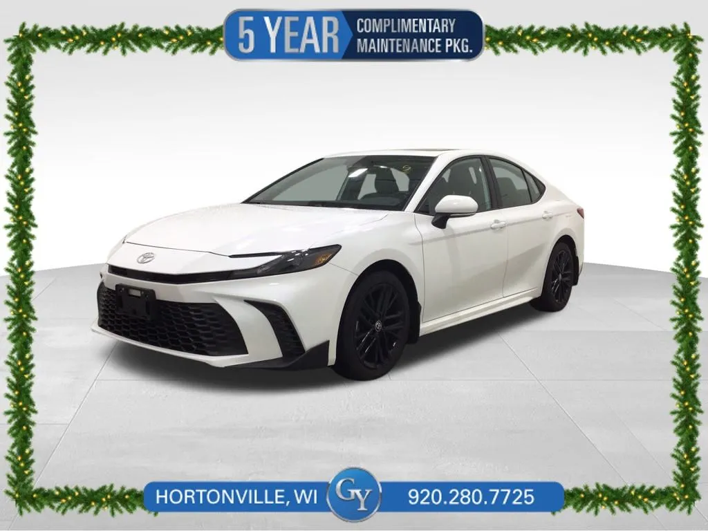 Black 2025 Toyota Camry SE for sale in Hortonville, WI