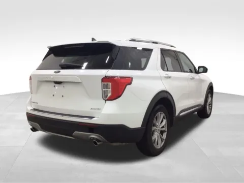 More photos of 2023 Ford Explorer Limited at Gregg Young Hortonville Ford, WI