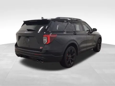 More photos of 2023 Ford Explorer ST at Gregg Young Hortonville Ford, WI