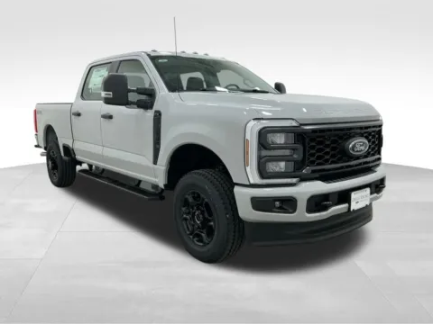 More photos of 2026 Ford F-250SD XL at Gregg Young Hortonville Ford, WI
