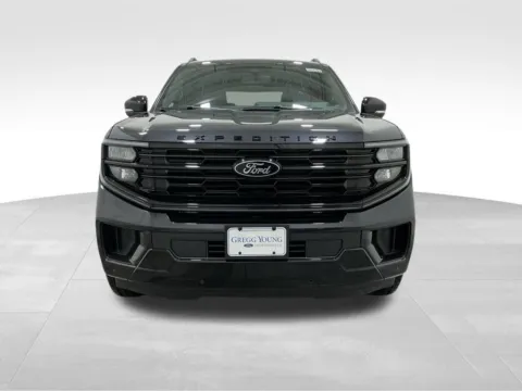More photos of 2026 Ford Expedition Platinum at Gregg Young Hortonville Ford, WI