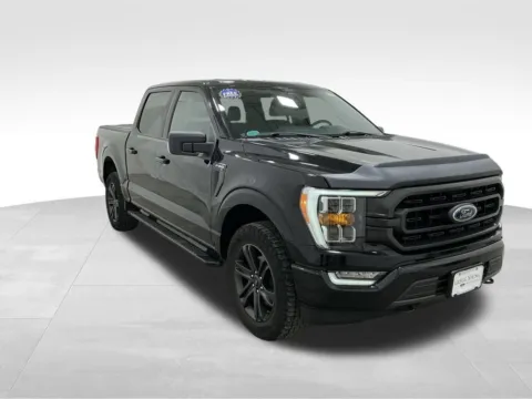 More photos of 2022 Ford F-150 XLT at Gregg Young Hortonville Ford, WI