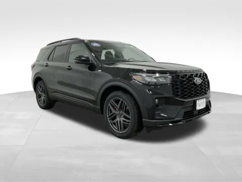 More photos of 2026 Ford Explorer ST-Line at Gregg Young Hortonville Ford, WI
