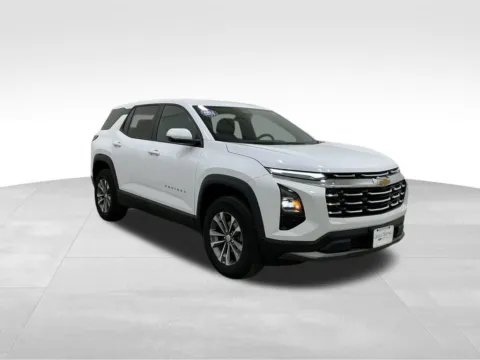 More photos of 2025 Chevrolet Equinox LT at Gregg Young Hortonville Ford, WI