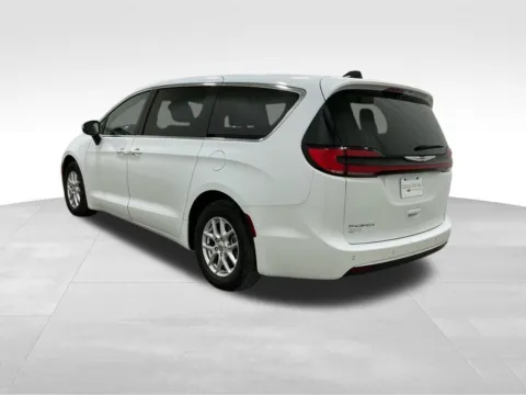 Another view of 2023 Chrysler Pacifica Touring L for sale in Hortonville, WI at Gregg Young Hortonville Ford