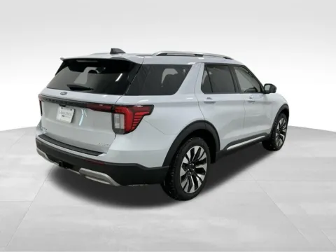 More photos of 2026 Ford Explorer Platinum at Gregg Young Hortonville Ford, WI