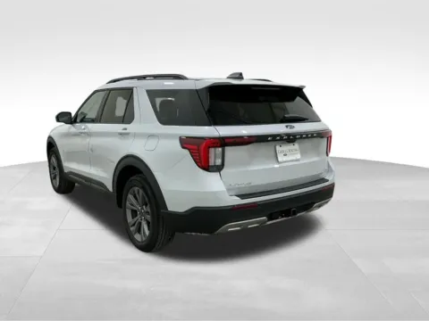Another view of 2026 Ford Explorer Active for sale in Hortonville, WI at Gregg Young Hortonville Ford