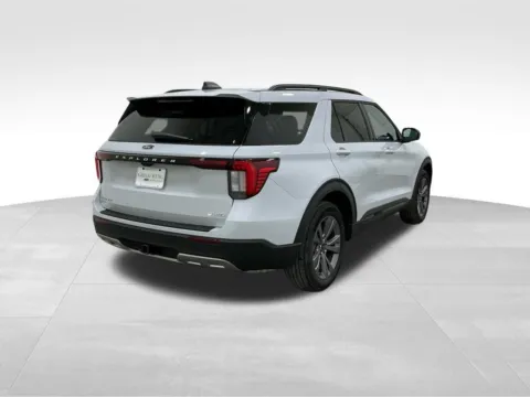 More photos of 2026 Ford Explorer Active at Gregg Young Hortonville Ford, WI