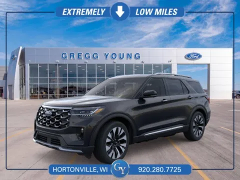 Black 2026 Ford Explorer Platinum for sale in Hortonville, WI