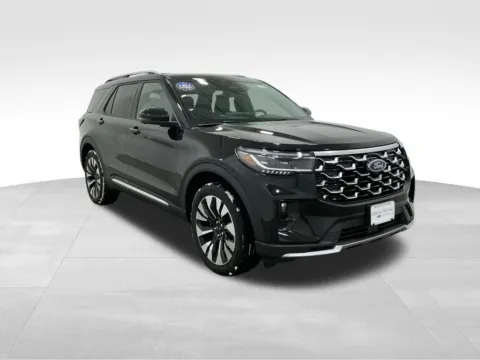 More photos of 2026 Ford Explorer Platinum at Gregg Young Hortonville Ford, WI