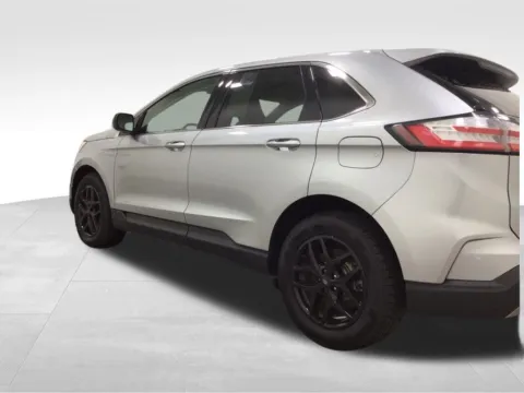 Another view of 2024 Ford Edge SEL for sale in Hortonville, WI at Gregg Young Hortonville Ford