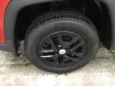 More photos of 2018 Jeep Compass Sport at Gregg Young Hortonville Ford, WI