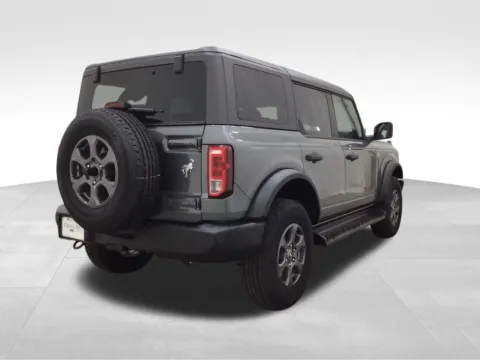 More photos of 2026 Ford Bronco Big Bend at Gregg Young Hortonville Ford, WI