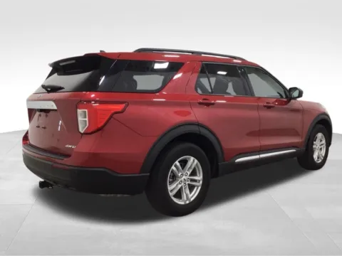 More photos of 2022 Ford Explorer XLT at Gregg Young Hortonville Ford, WI