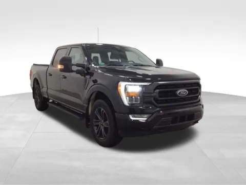 More photos of 2022 Ford F-150 XLT at Gregg Young Hortonville Ford, WI