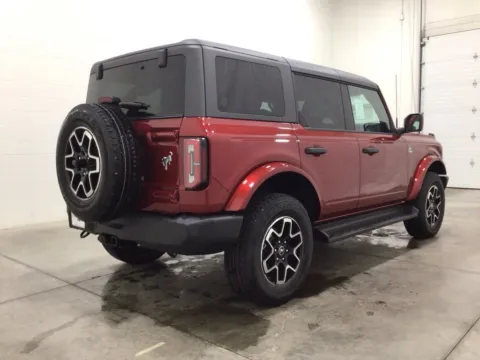 More photos of 2026 Ford Bronco Outer Banks at Gregg Young Hortonville Ford, WI