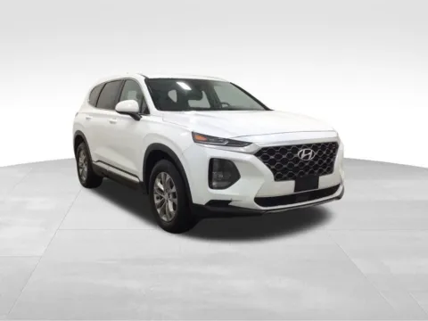 More photos of 2020 Hyundai Santa Fe SE at Gregg Young Hortonville Ford, WI