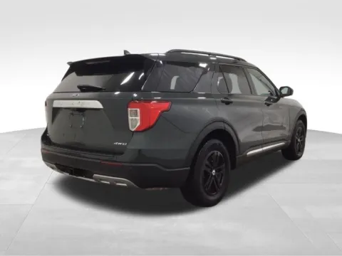 More photos of 2022 Ford Explorer XLT at Gregg Young Hortonville Ford, WI