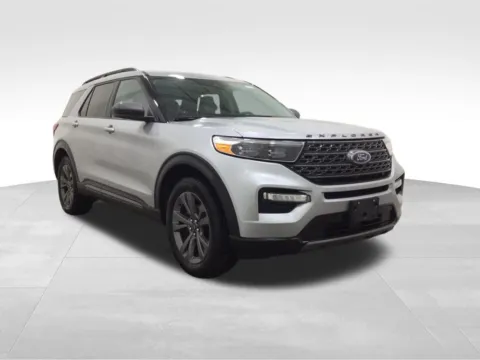 More photos of 2021 Ford Explorer XLT at Gregg Young Hortonville Ford, WI