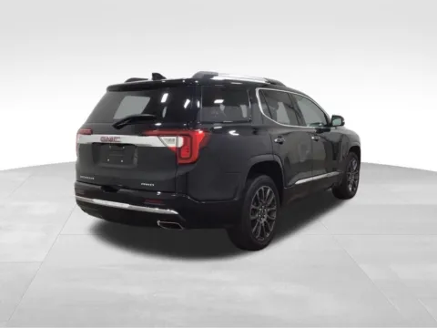 More photos of 2023 GMC Acadia Denali at Gregg Young Hortonville Ford, WI