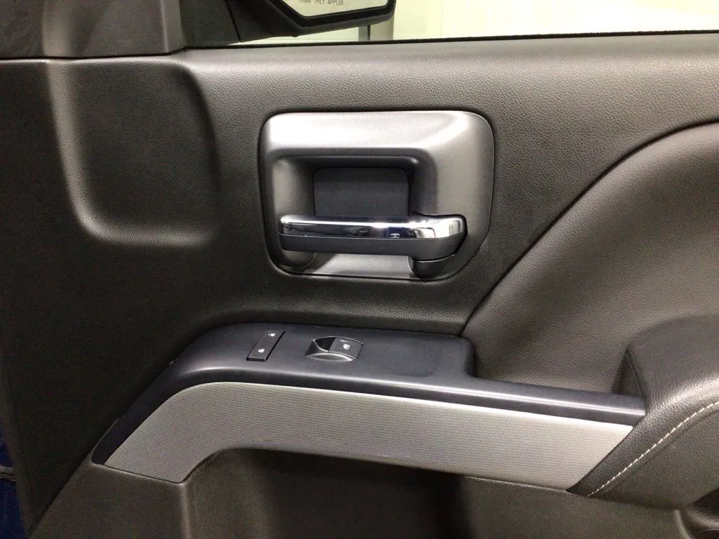 2018 Chevrolet Silverado 1500 LT Z71 - Photo 34