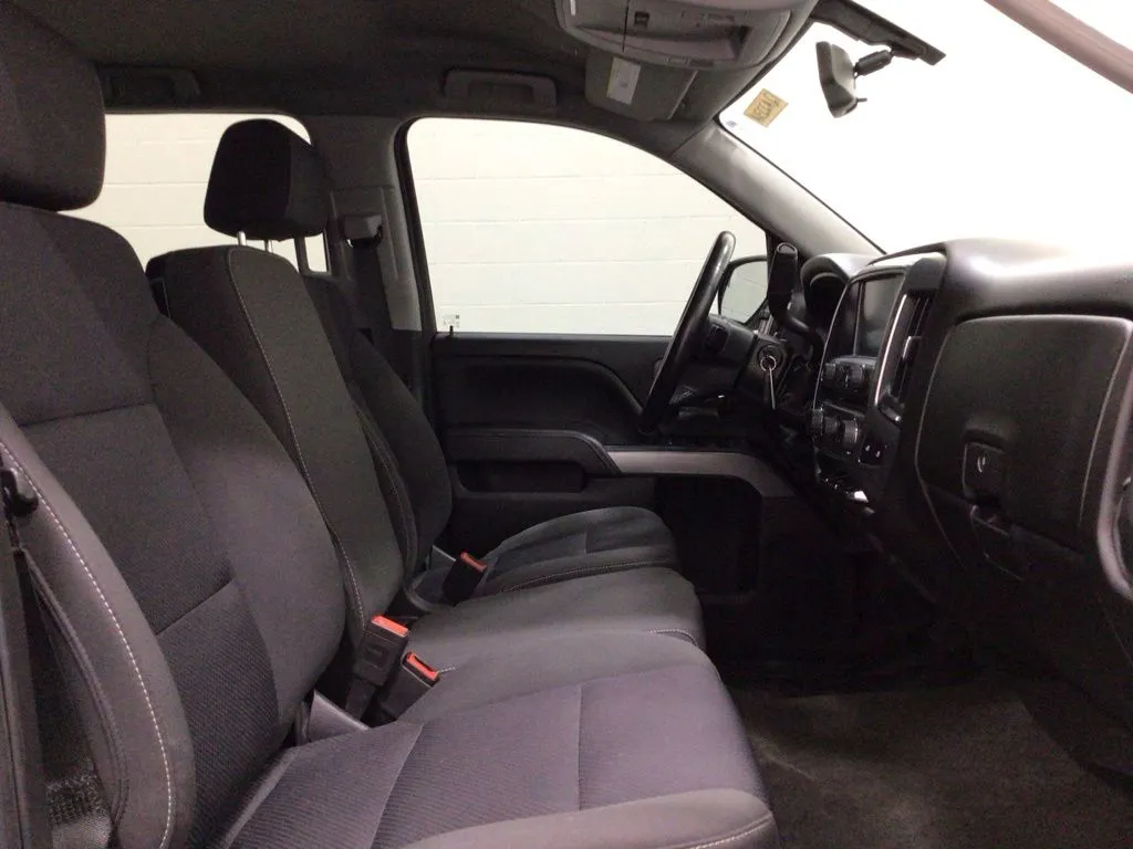 2018 Chevrolet Silverado 1500 LT Z71 - Photo 30