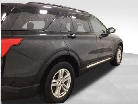 More photos of 2023 Ford Explorer XLT at Gregg Young Hortonville Ford, WI